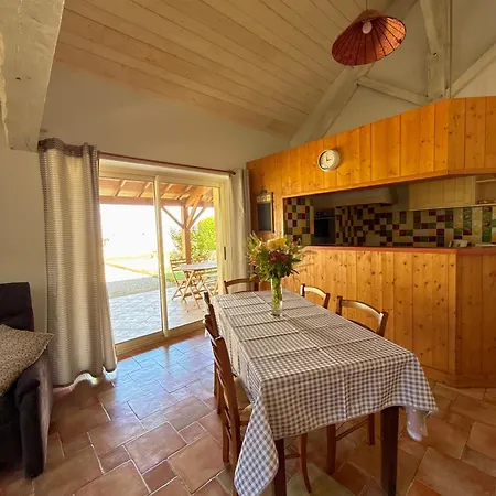Casa vacanze à La Ferme Avec Piscine Couverte