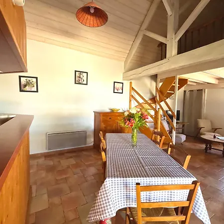 Casa vacanze à La Ferme Avec Piscine Couverte
