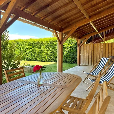 à La Ferme Avec Piscine Couverte Casa vacanze