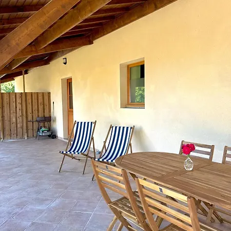 à La Ferme Avec Piscine Couverte Casa vacanze Assais-les-Jumeaux