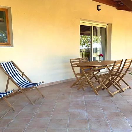 Casa vacanze à La Ferme Avec Piscine Couverte