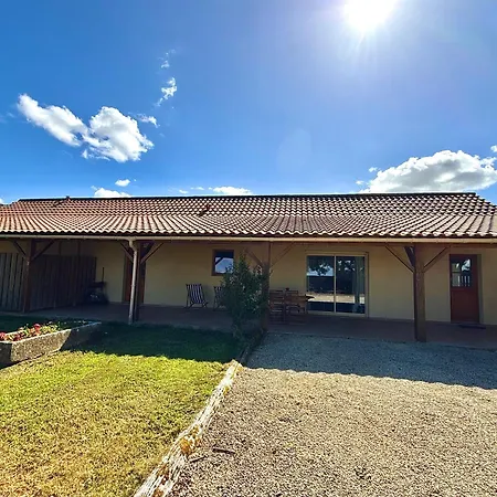 Casa vacanze à La Ferme Avec Piscine Couverte *