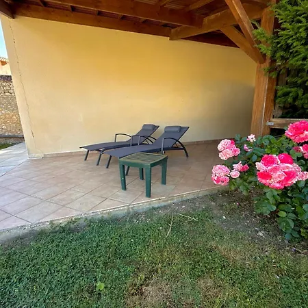 à La Ferme Avec Piscine Couverte Casa vacanze *